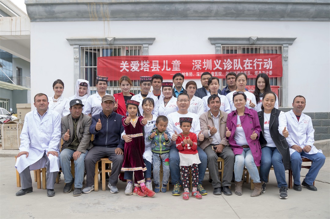 尊龙凯时 - 深喀同心 | 尊龙凯时公益捐赠18万只口罩驰援喀什
