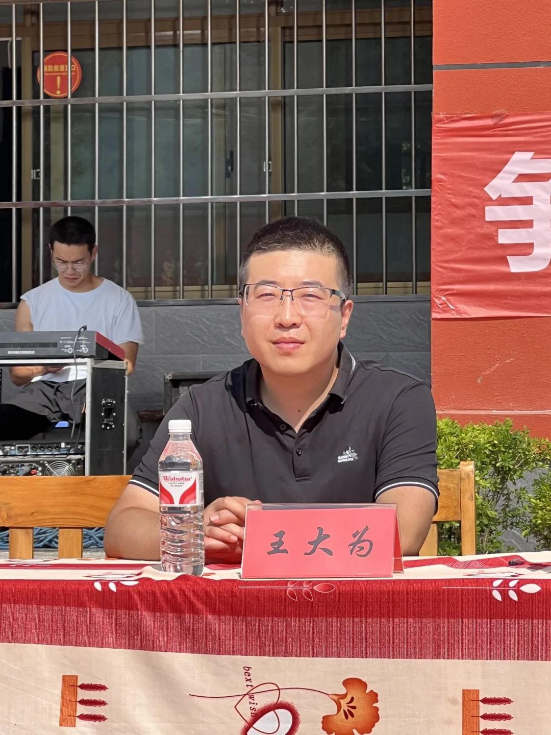 尊龙凯时 - 山海深情，，，，爱归初心——“尊龙凯时心·陇南行”运动圆满落幕