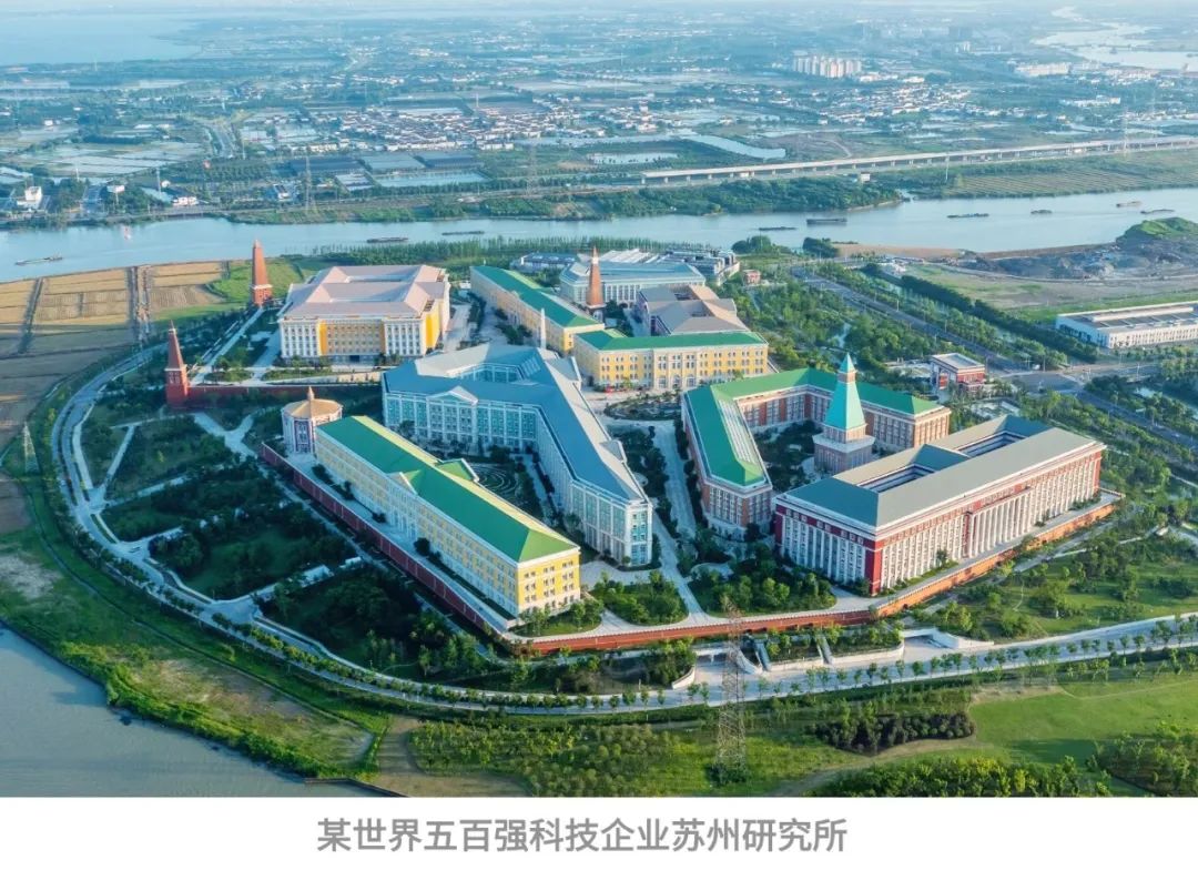 尊龙凯时 - 尊龙凯时商企效劳荣膺“中国物业效劳企业综合实力TOP11”等9项行业领先大奖！